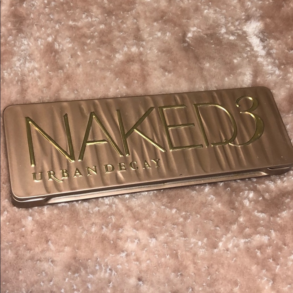 URBAN DECAY Naked 3